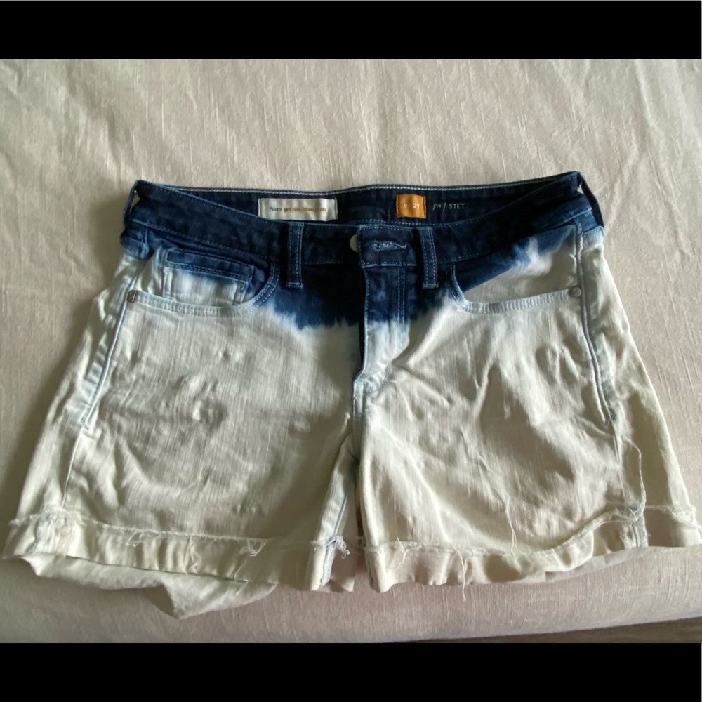 Pilcro and the Letterpress denim shorts. Size 27